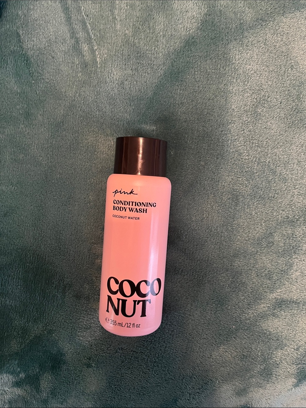 PINK Coconut Conditioning Body Wash